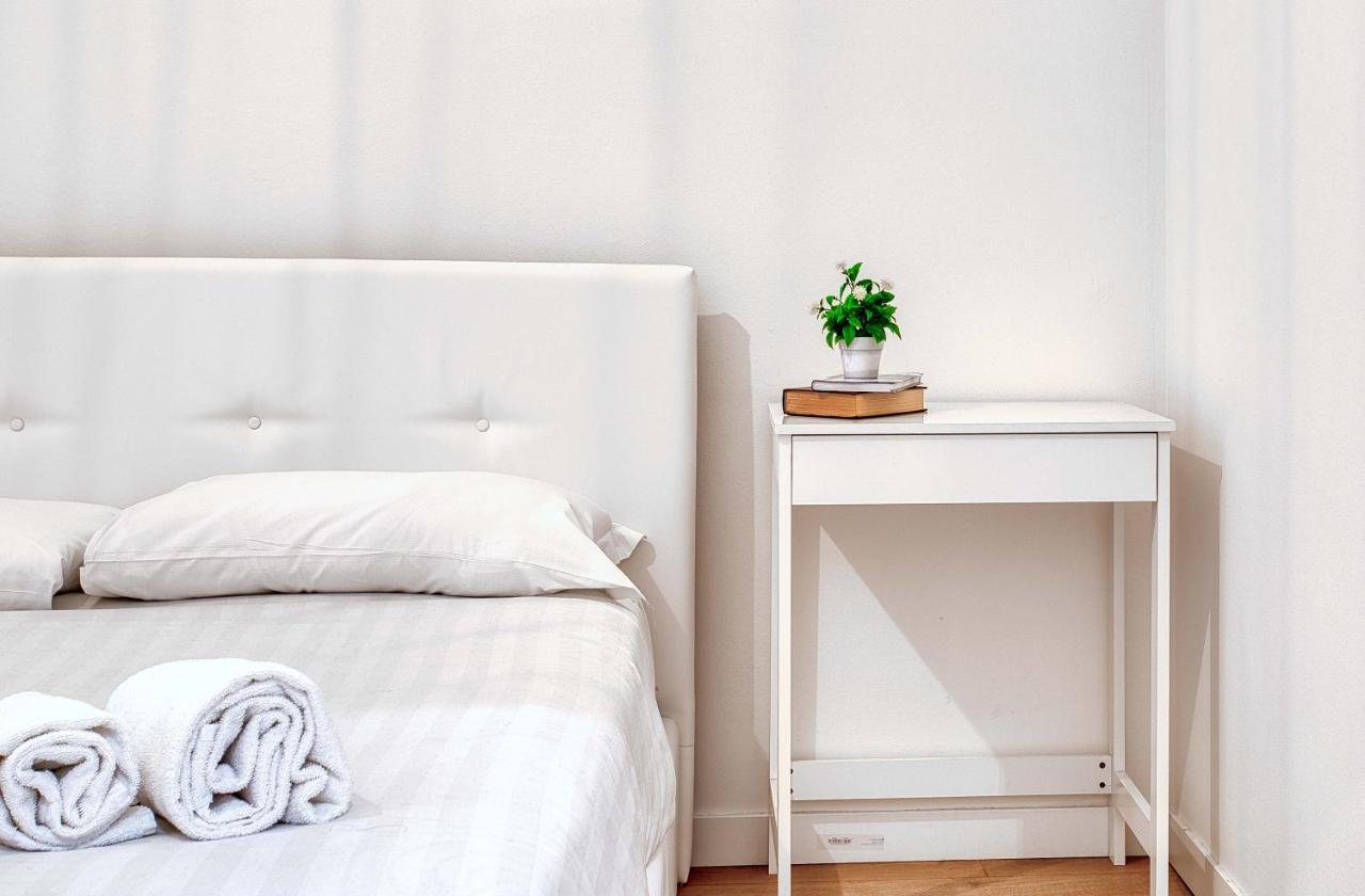 Joivy Warm And Inviting Flat With Balcony Appartement Milaan Buitenkant foto